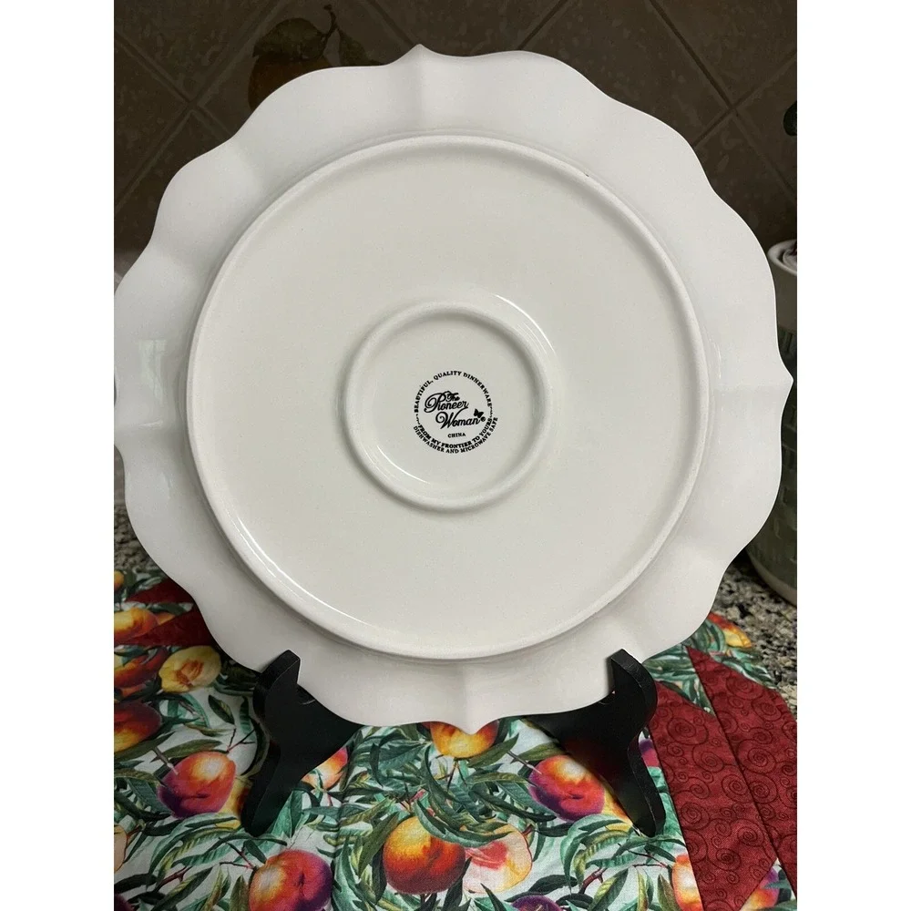 Pioneer Woman Paige Dinner Plate Linen White
